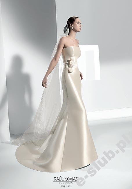 Raul Novias Model 11029