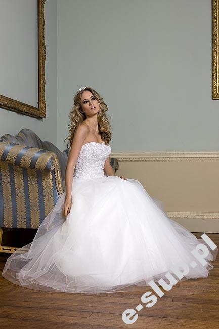 Opulence Bridal Model Bluebell