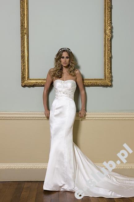 Opulence Bridal Model Fluer