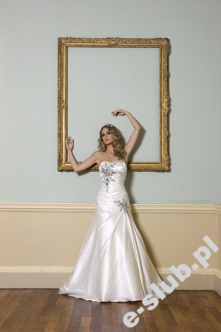 Opulence Bridal Model Sinead